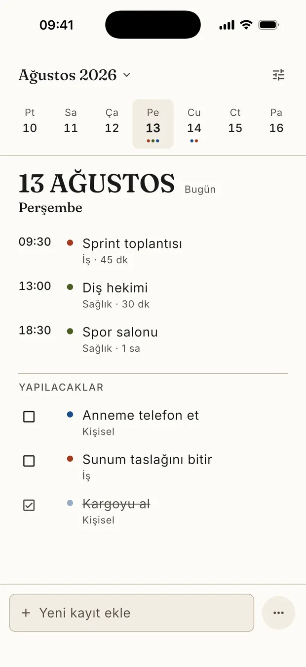 Divit'in iPhone'daki gün görünümü: saatli etkinlikler, altında projelere göre ayrılmış yapılacaklar listesi.
